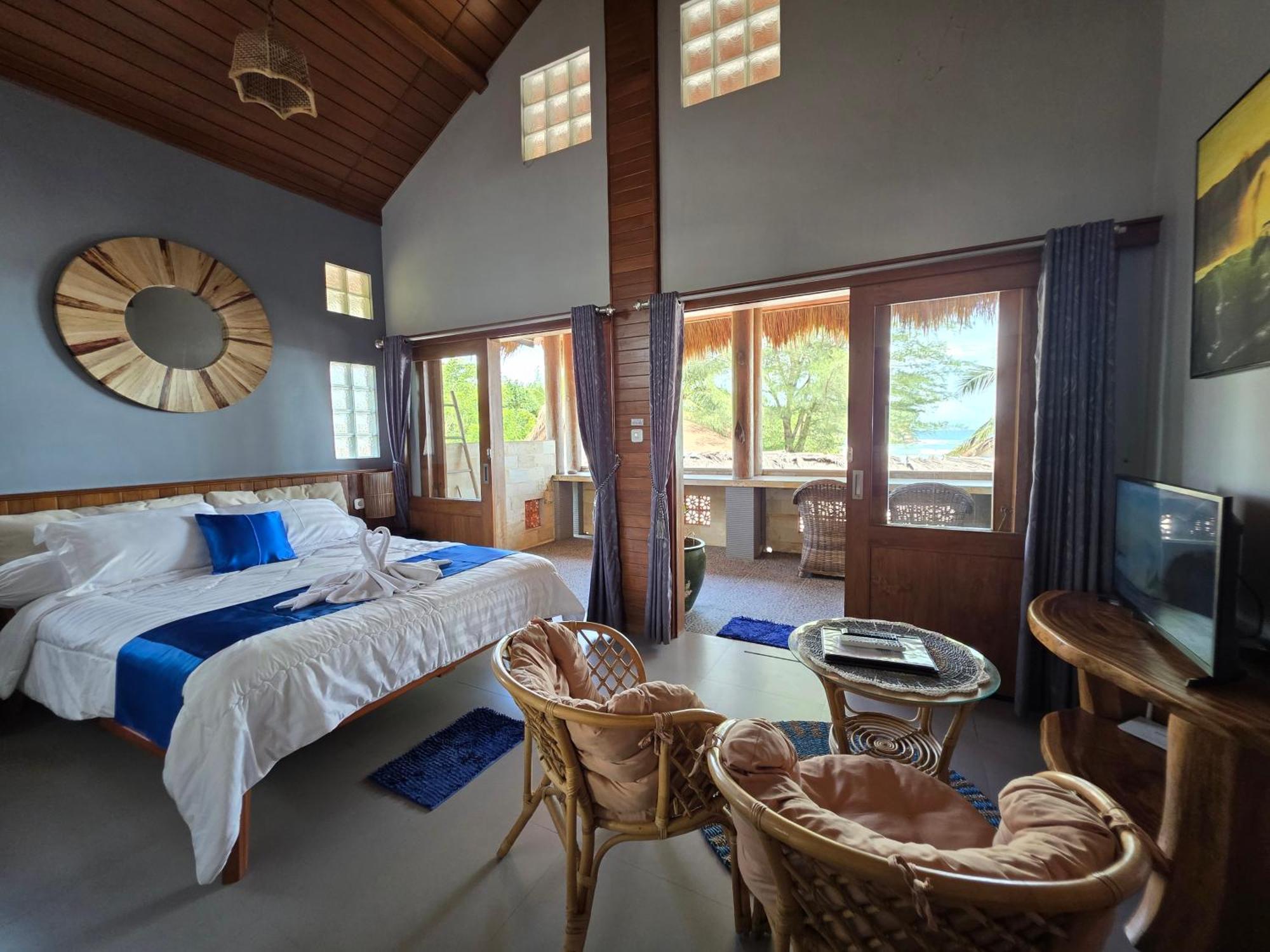 Istana Ombak Eco Resort Pacitan Exterior foto